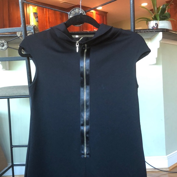 Black Express Dress - Picture 3 of 3